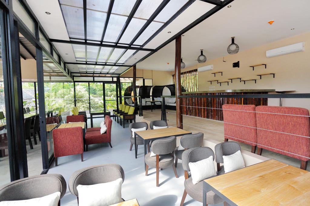 Green Canyon Leisure Farms Clark Field 外观 照片
