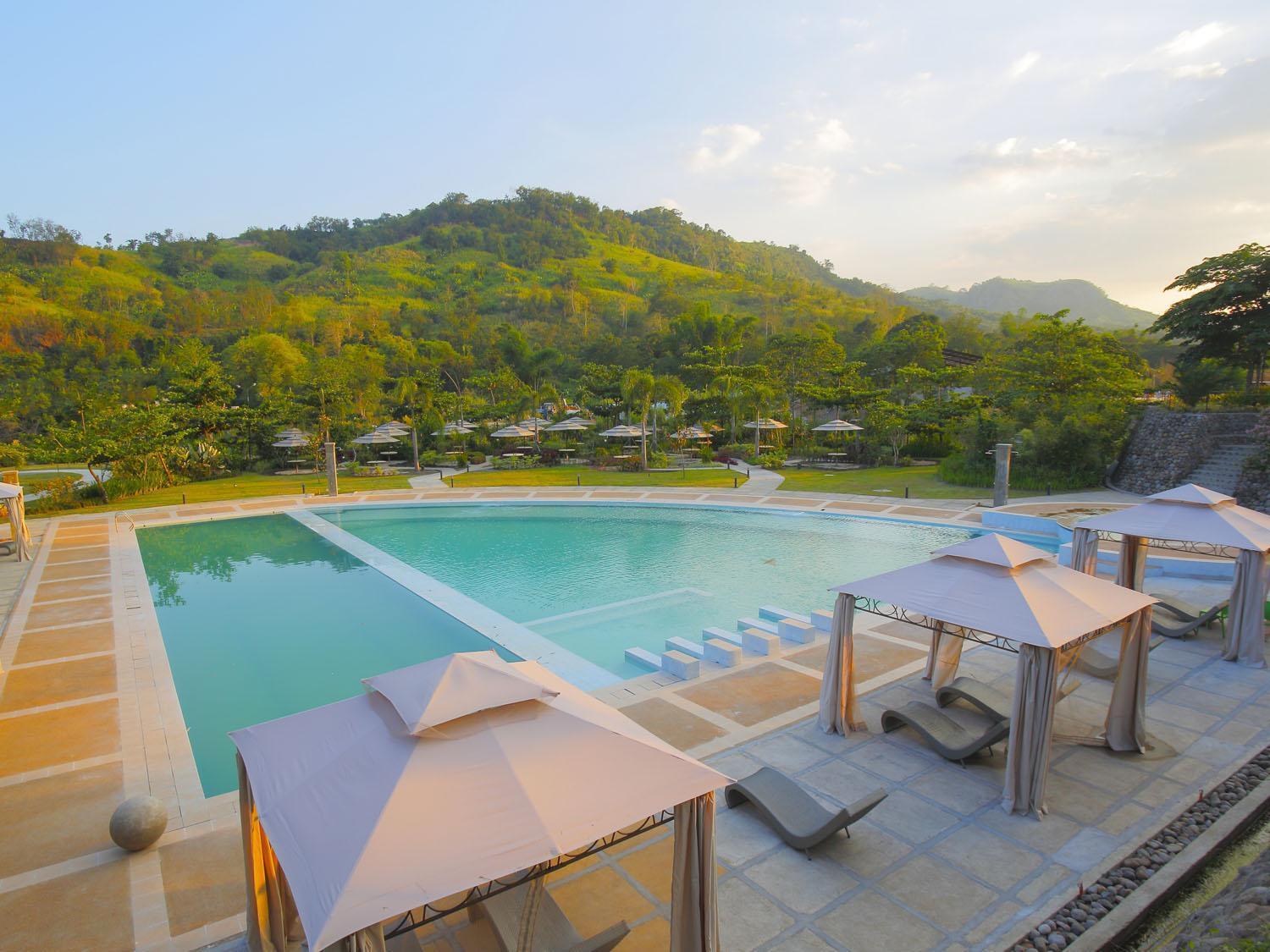 Green Canyon Leisure Farms Clark Field 外观 照片